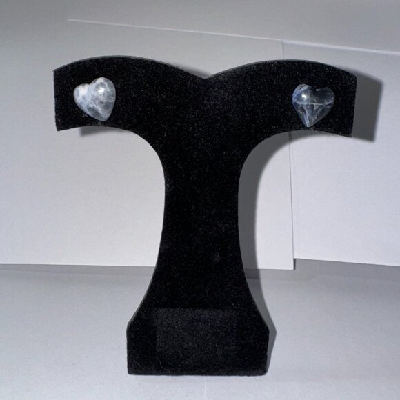 12 Mm Heart Shaped Sodalite Post Earrings - Picture 1 of 12